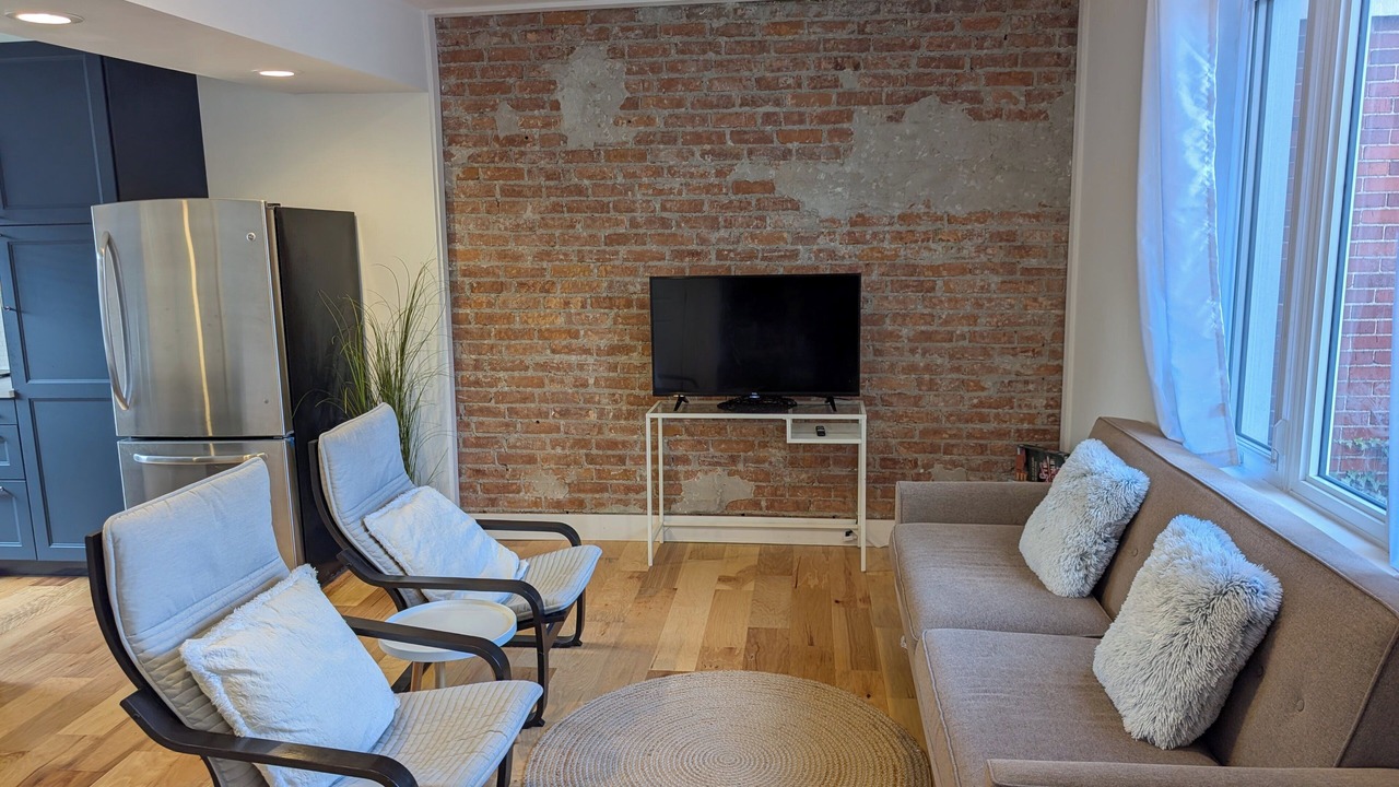 Photo of Livingroom in Walkerville
