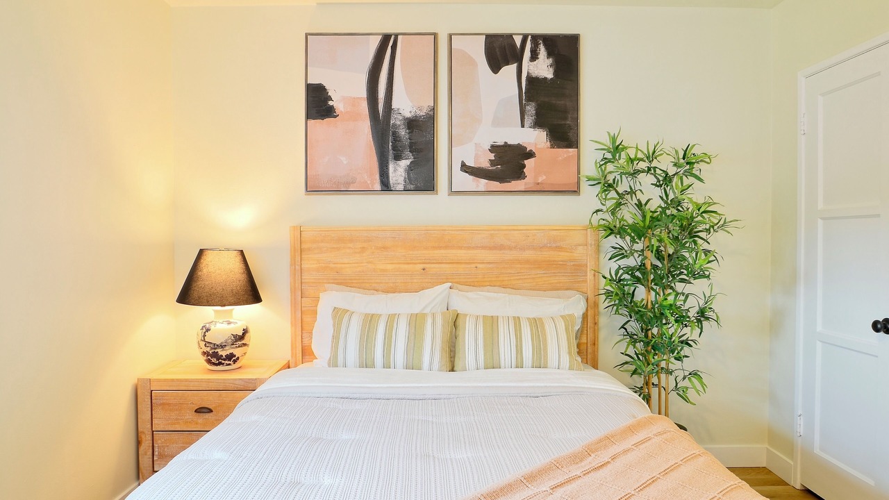 Photo of Bedroom in The Plaza