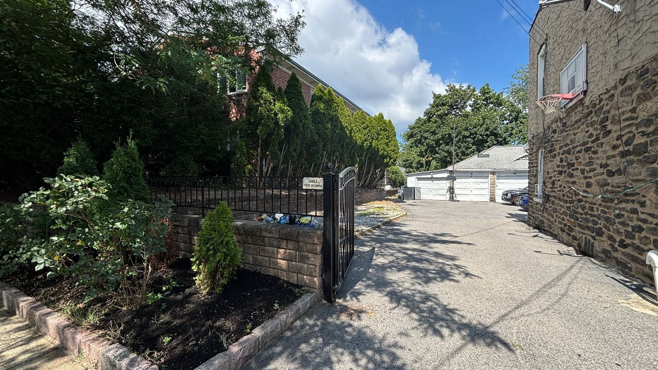 Photo of Outdoor in North Side