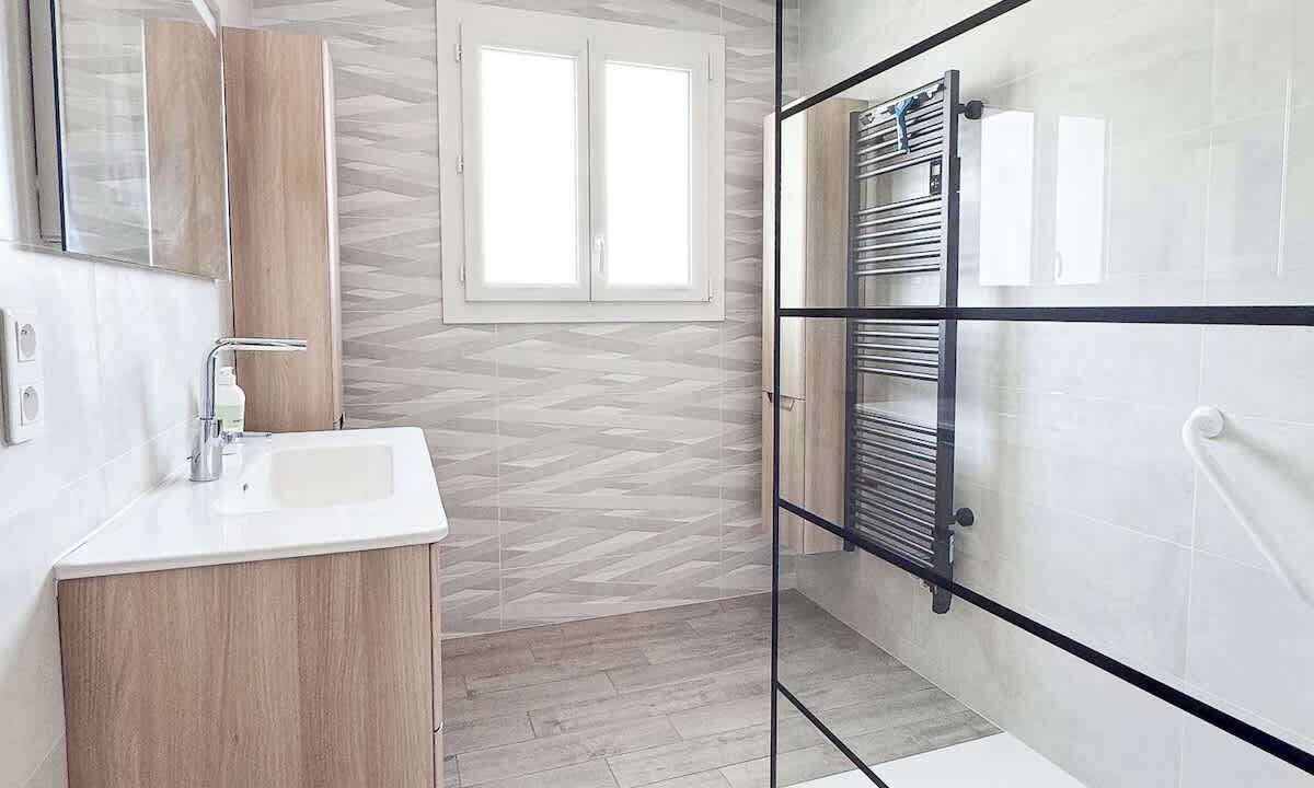 Photo of Bathroom in Les Herbiers
