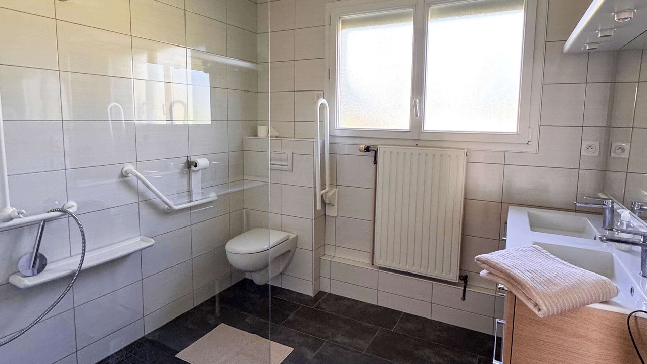 Photo of Bathroom in Treize-Vents