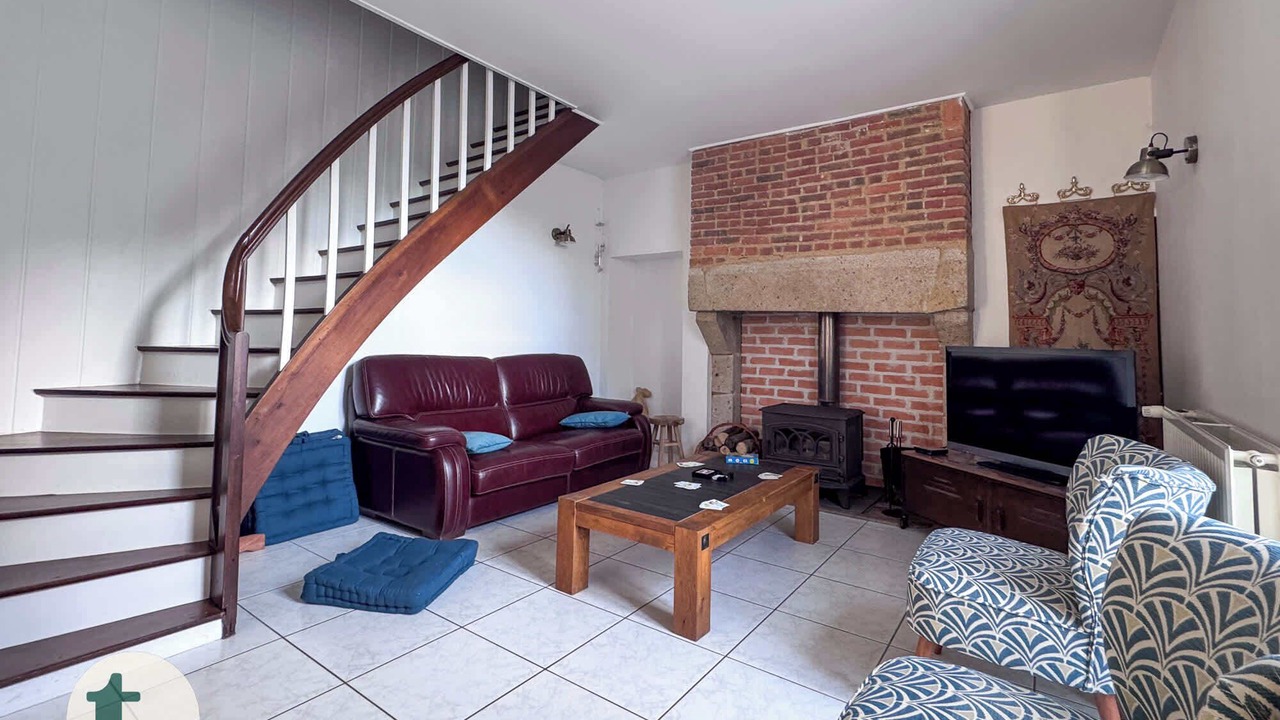 Photo of Livingroom in Saint-Michel-Mont-Mercure