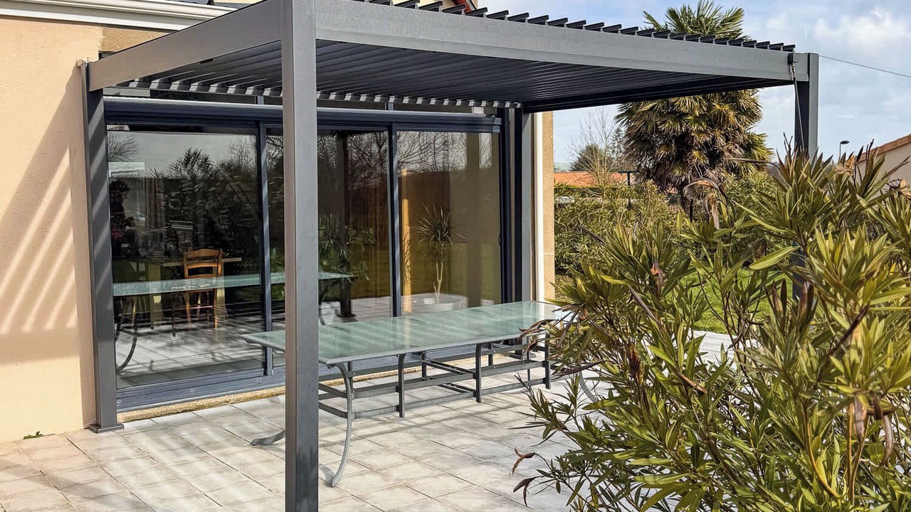 Photo of Patio Balcony in Saint-Paul-en-Pareds