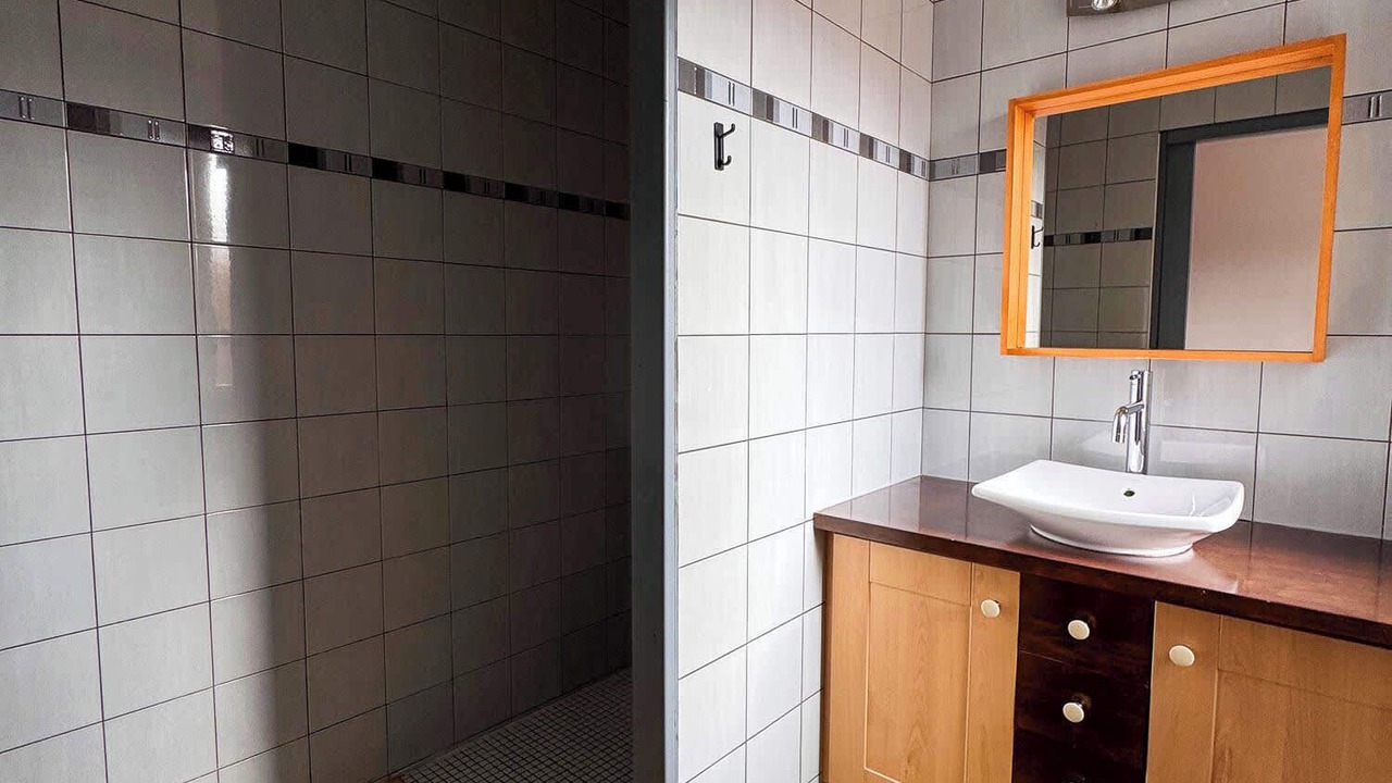 Photo of Bathroom in Saint-Paul-en-Pareds