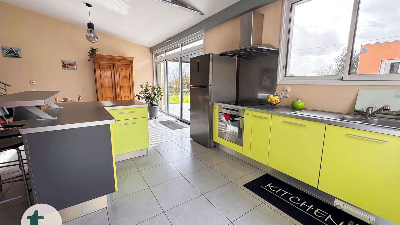 Photo of Kitchen in Saint-Paul-en-Pareds