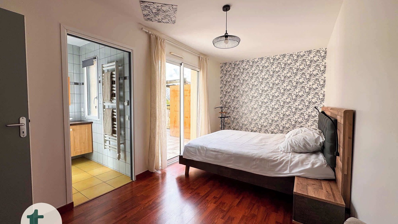 Photo of Bedroom in Saint-Paul-en-Pareds