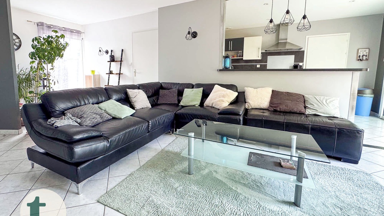 Photo of Livingroom in Chambretaud