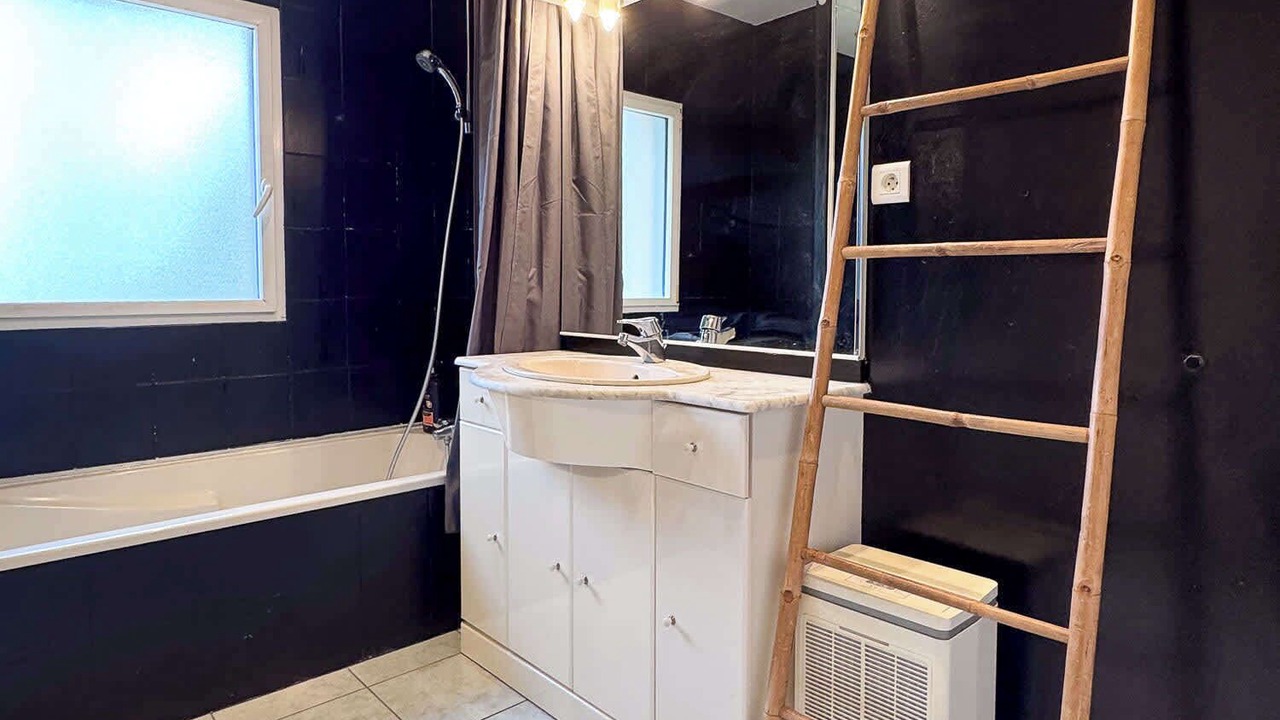 Photo of Bathroom in Chambretaud