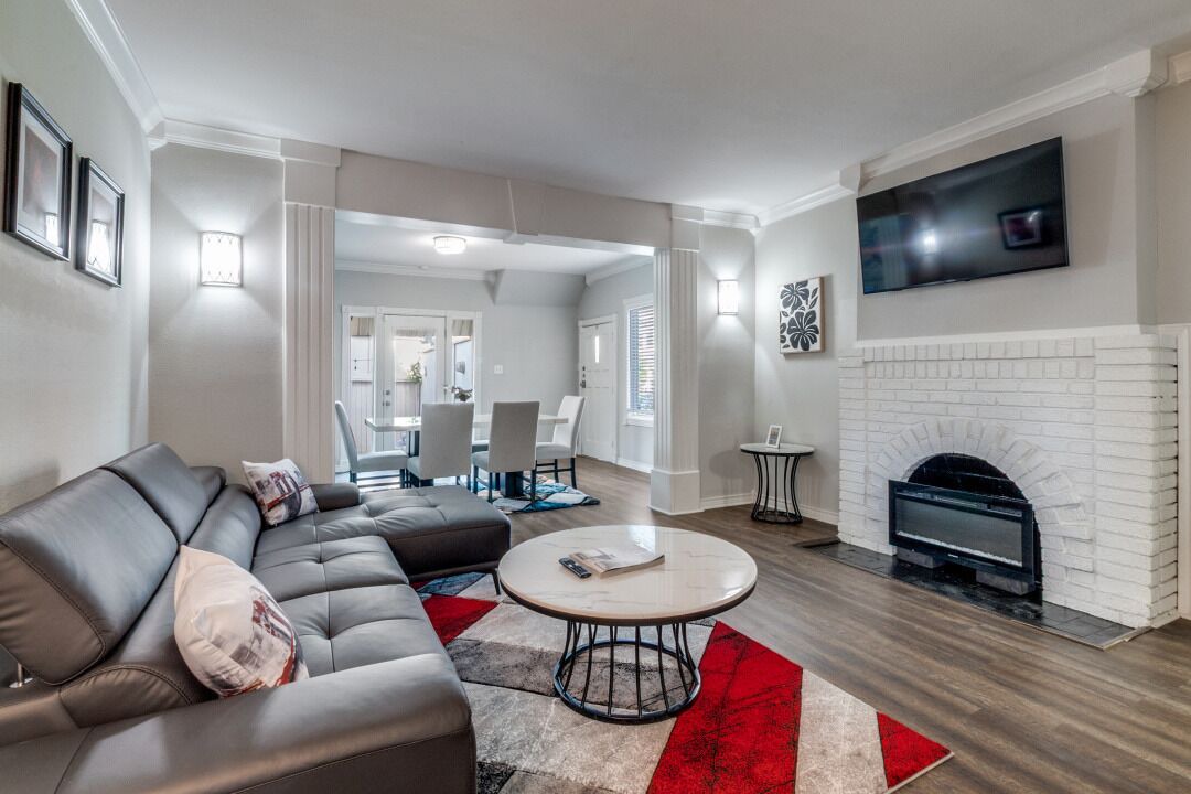 Photo of Livingroom in Oak Lawn