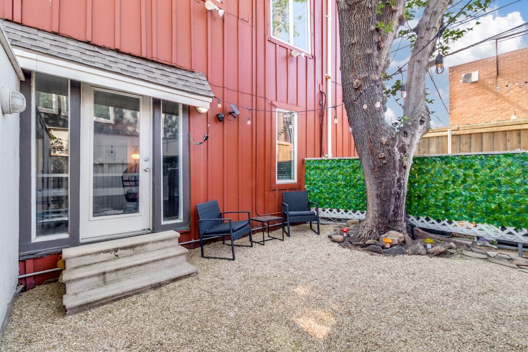Photo of Outdoor in Oak Lawn