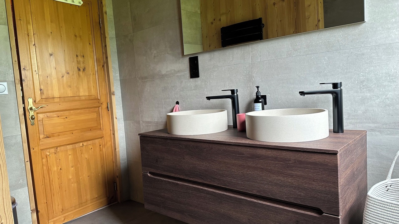Photo of Bathroom in Jeanmenil