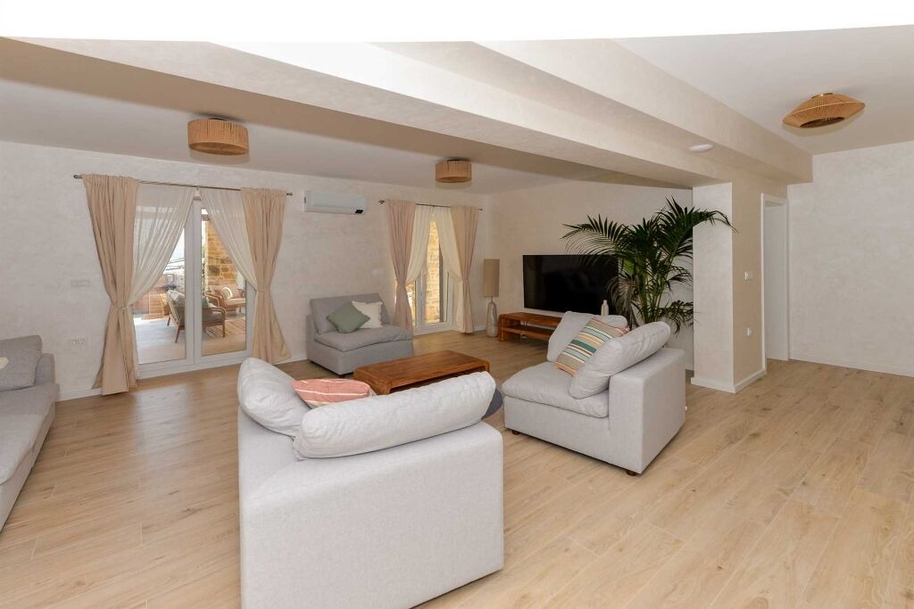 Photo of Livingroom in Dobropoljana