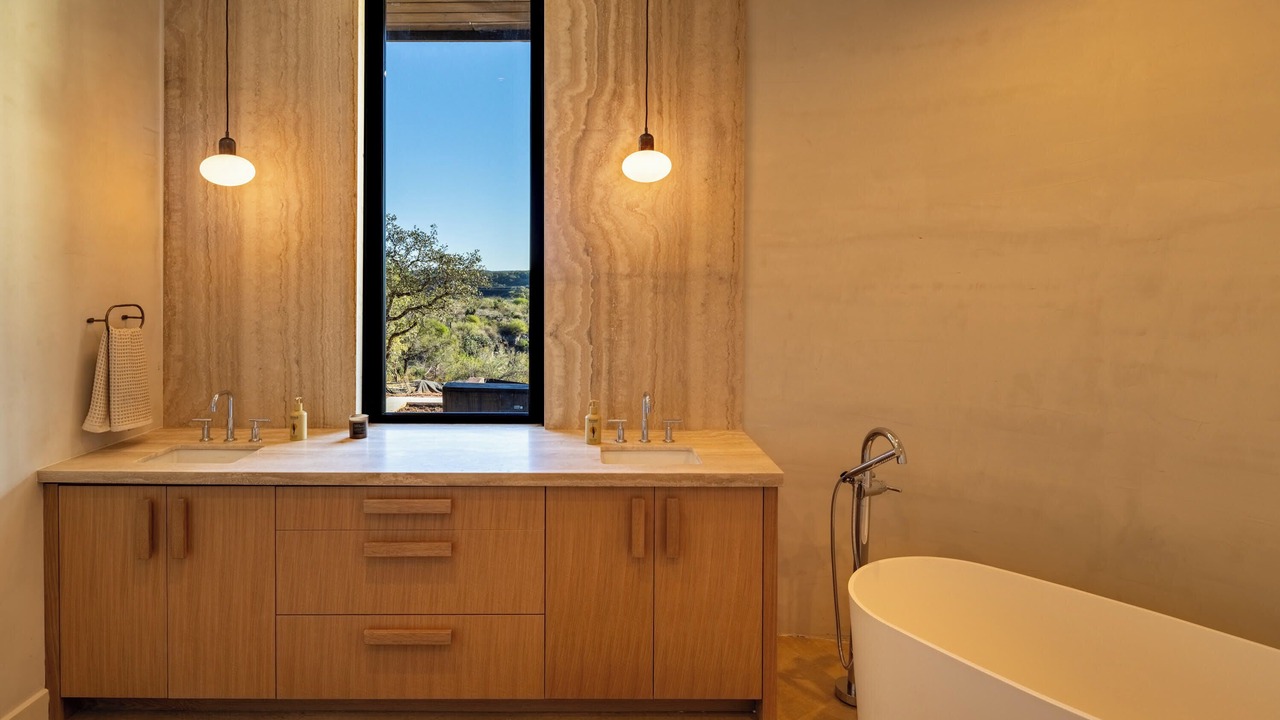 Photo of Bathroom in Spicewood