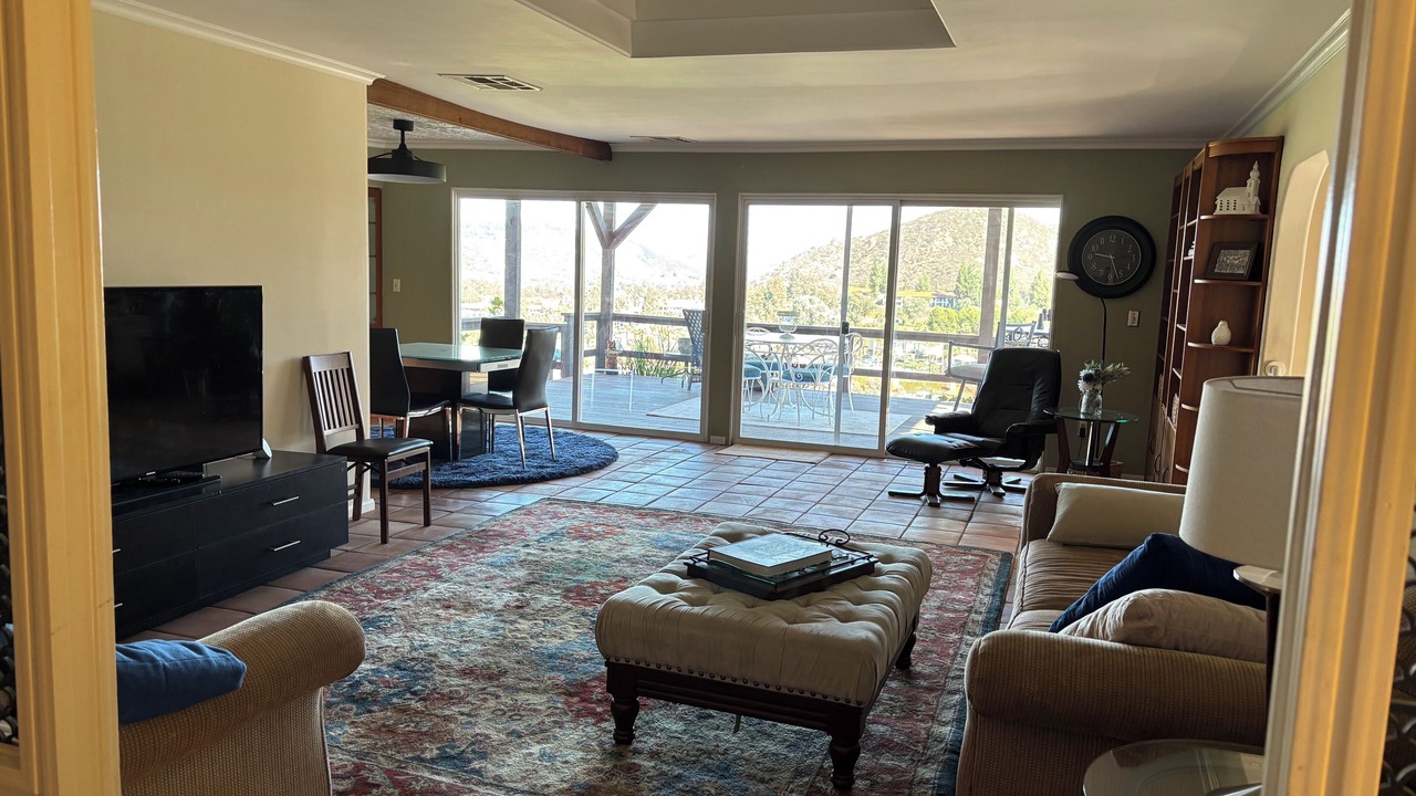 Photo of Livingroom in Lawrence Welk Resort Village