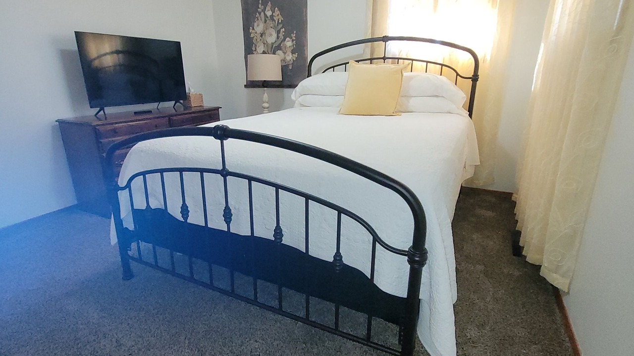Photo of Bedroom in Garden City