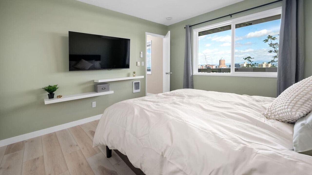 Photo of Bedroom in Portland Heights