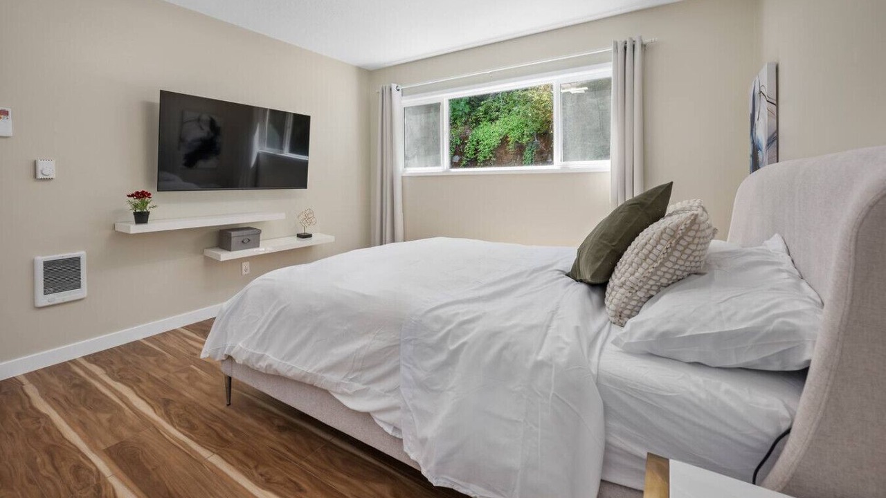 Photo of Bedroom in Portland Heights