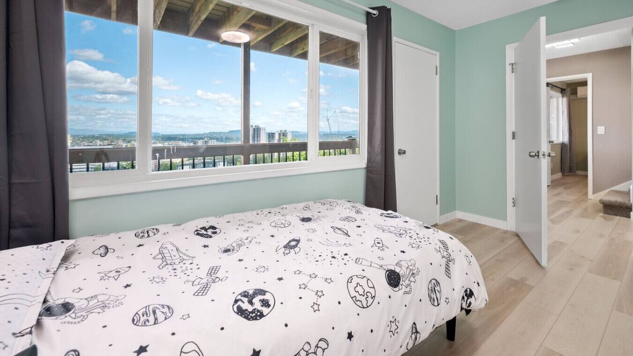 Photo of Bedroom in Portland Heights
