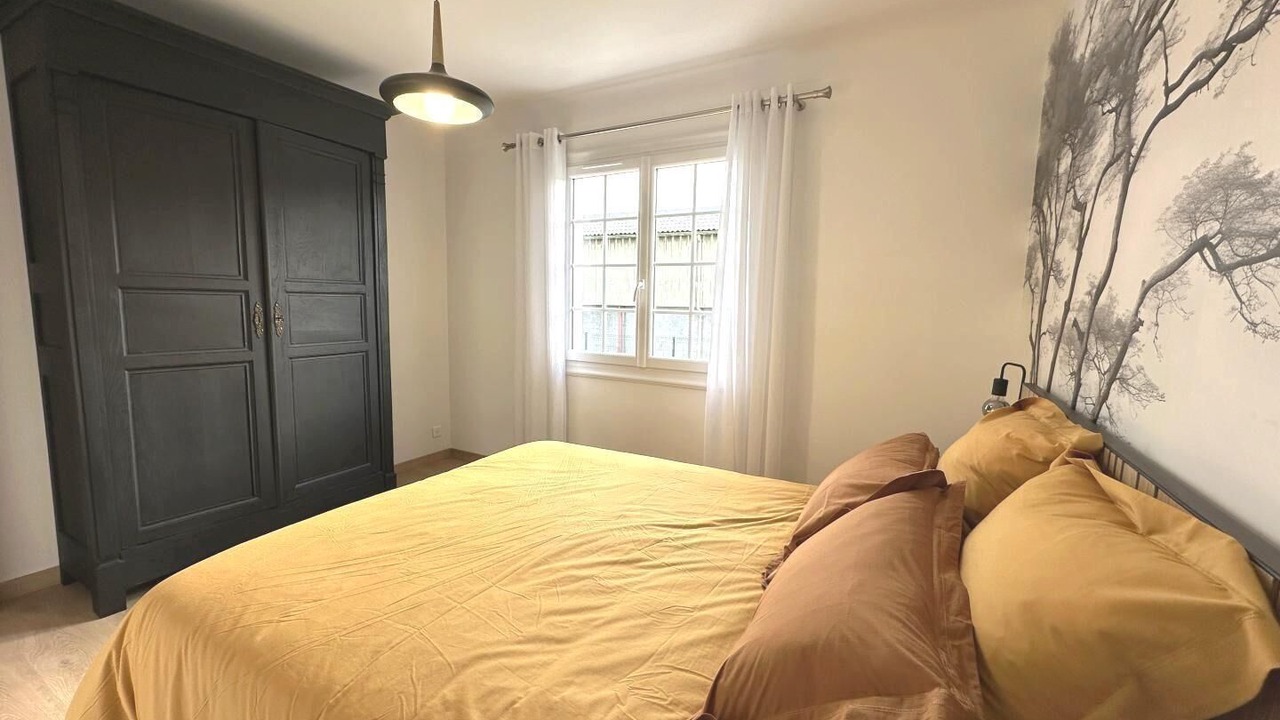 Photo of Bedroom in Garrey
