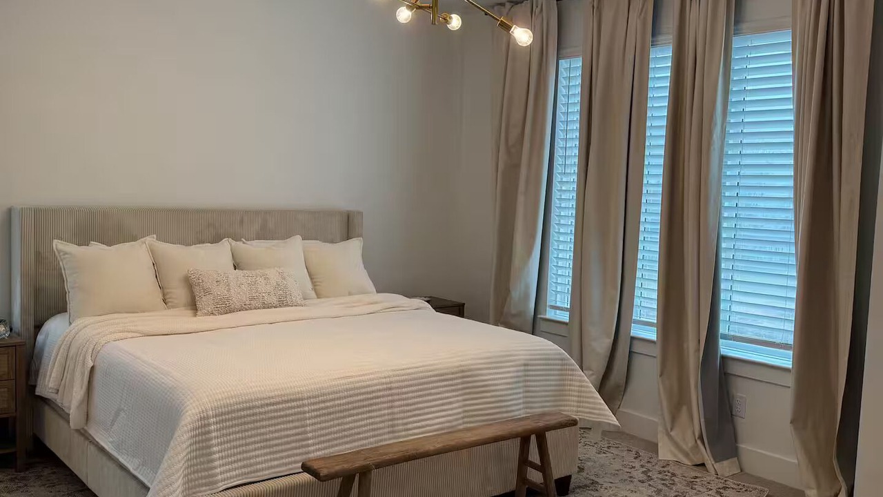 Photo of Bedroom in La Porte