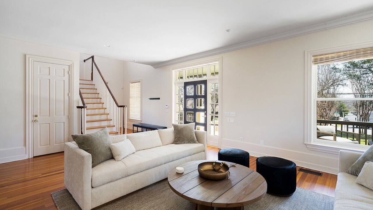 Photo of Livingroom in Austin