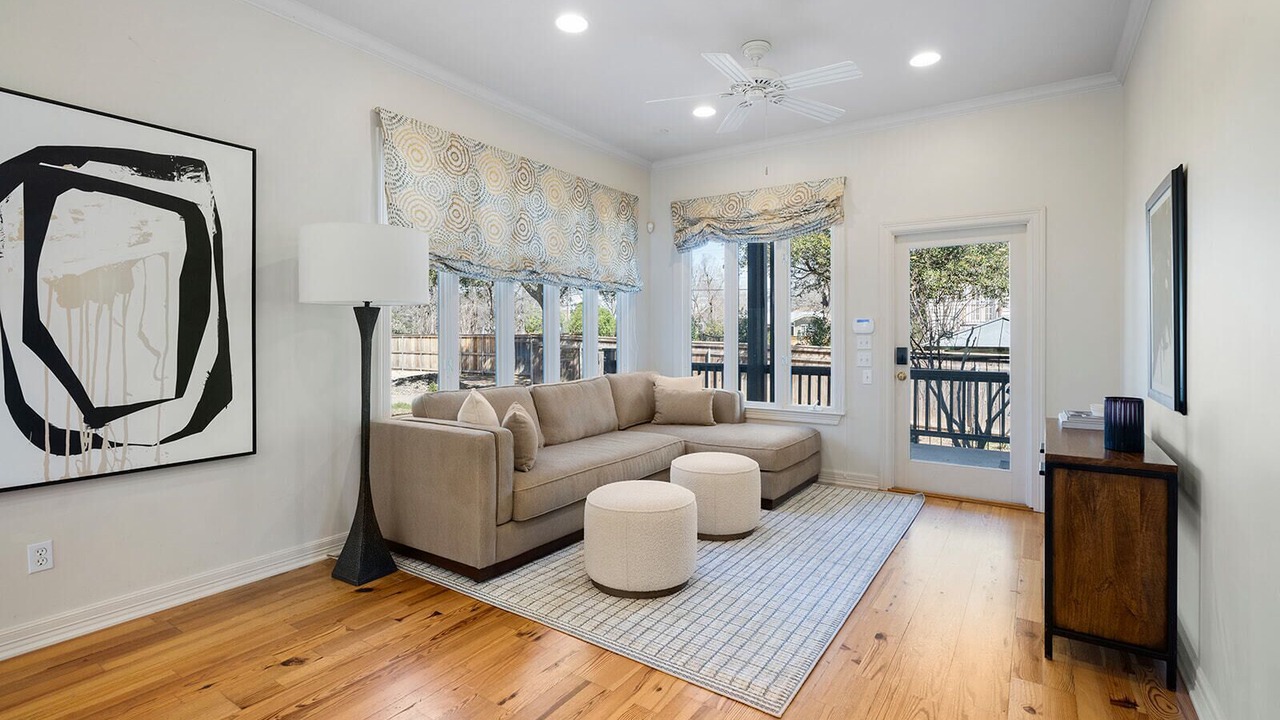 Photo of Livingroom in Austin