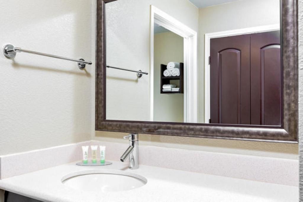 Photo of Bathroom in College Station