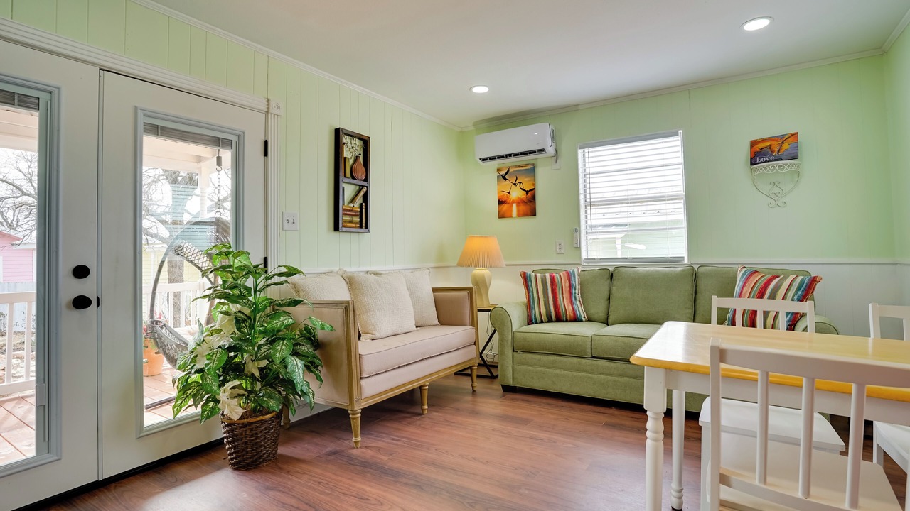 Photo of Livingroom in Bowie