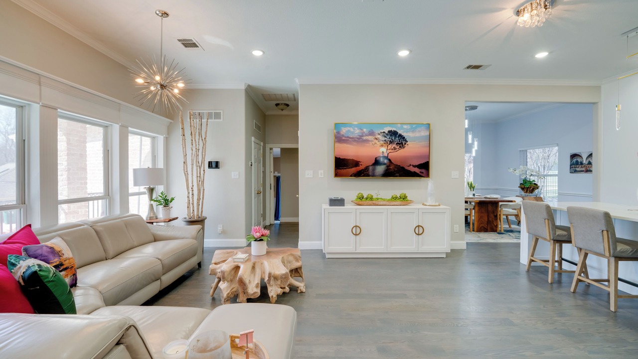 Photo of Livingroom in Cedar Hill