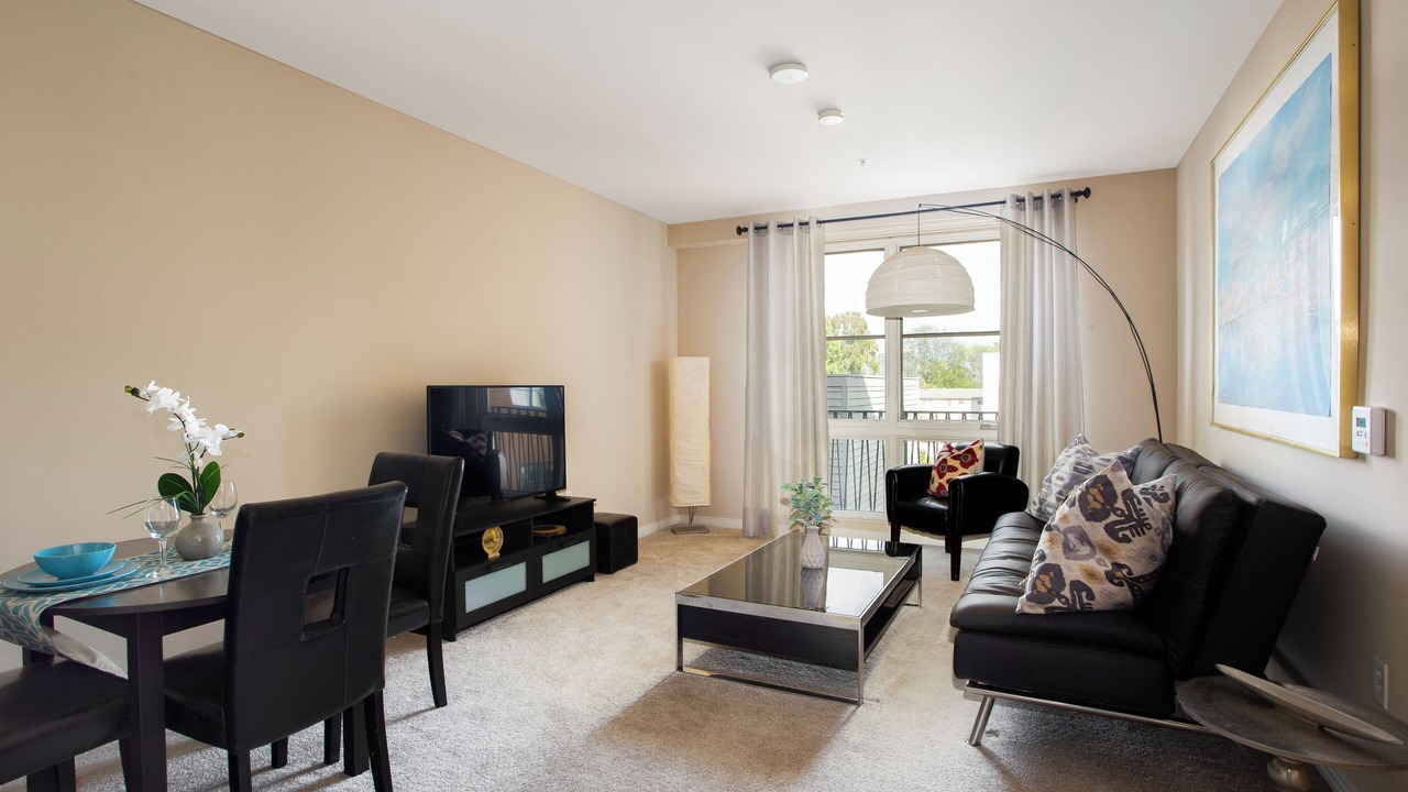 Photo of Livingroom in Old Pasadena