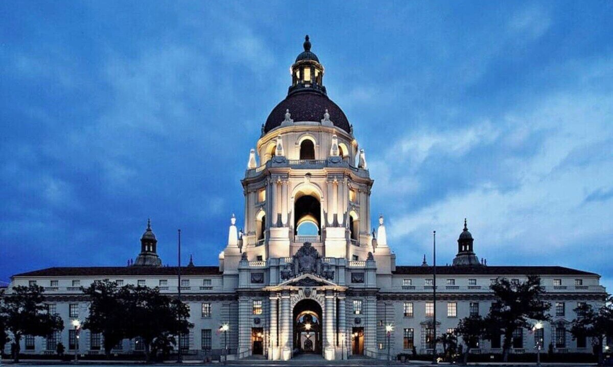 Photo of Others in Old Pasadena