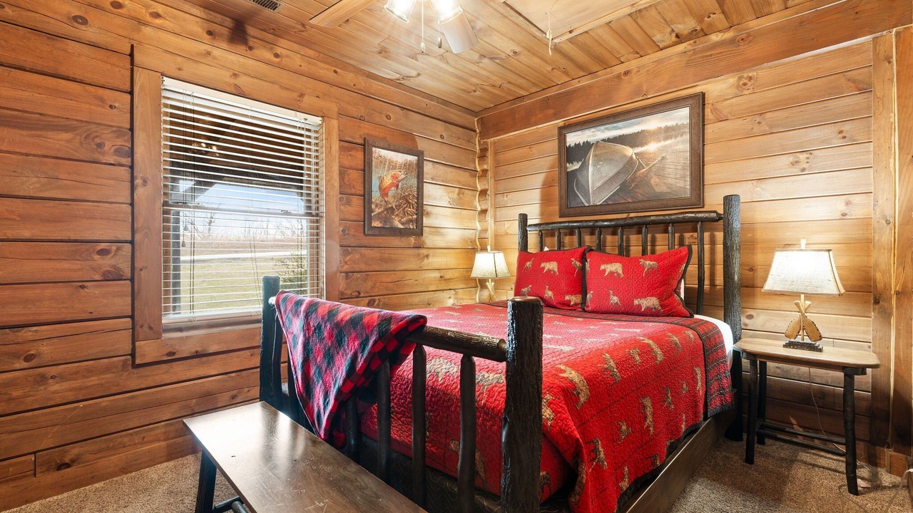Photo of Bedroom in Big Cedars