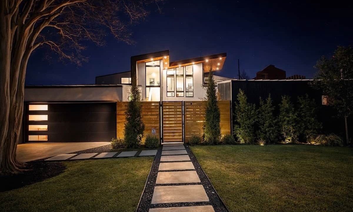 Photo of Outdoor in Govalle