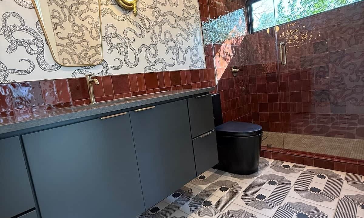 Photo of Bathroom in Govalle