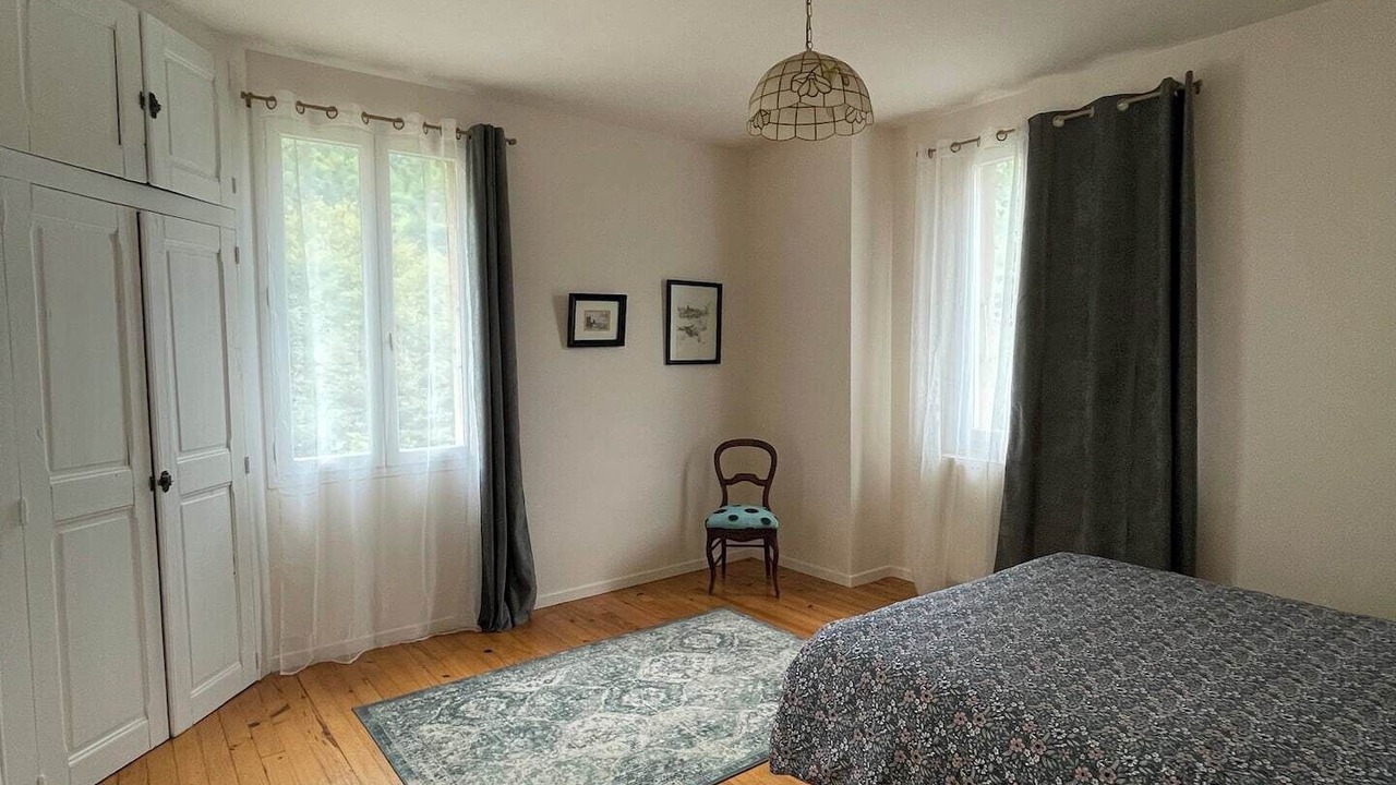 Photo of Bedroom in Saint-Geoire-en-Valdaine