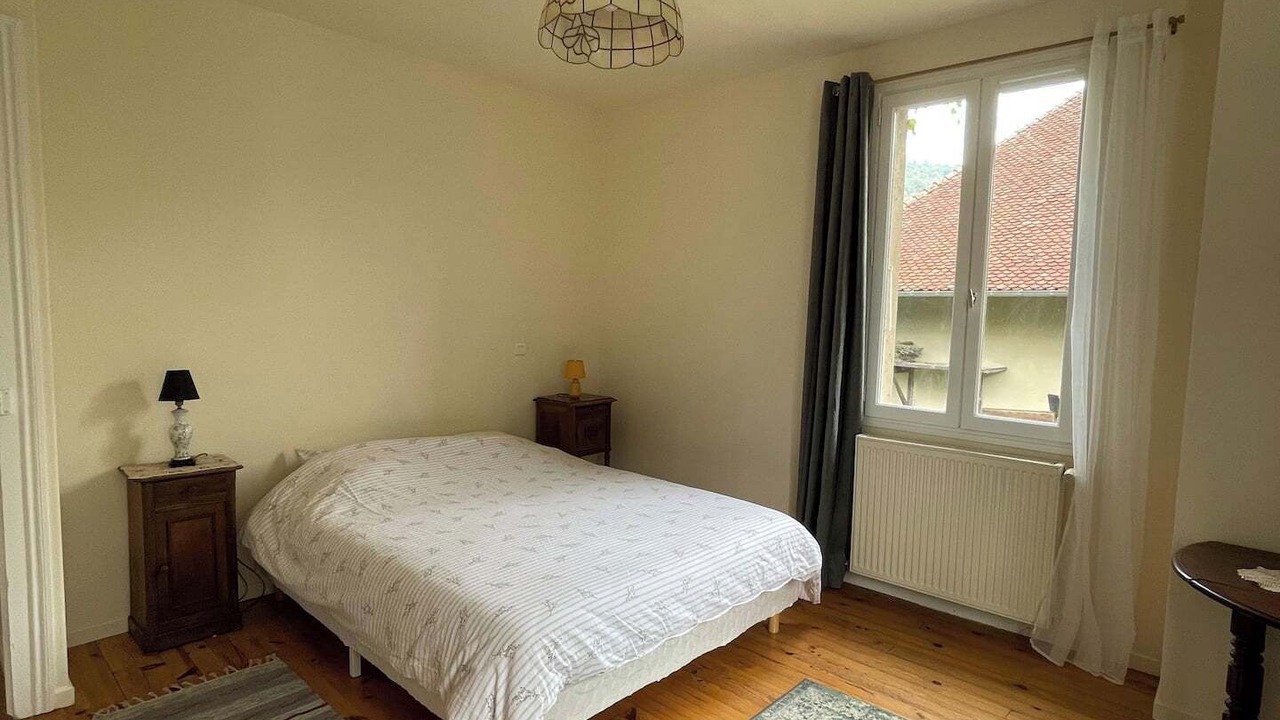 Photo of Bedroom in Saint-Geoire-en-Valdaine
