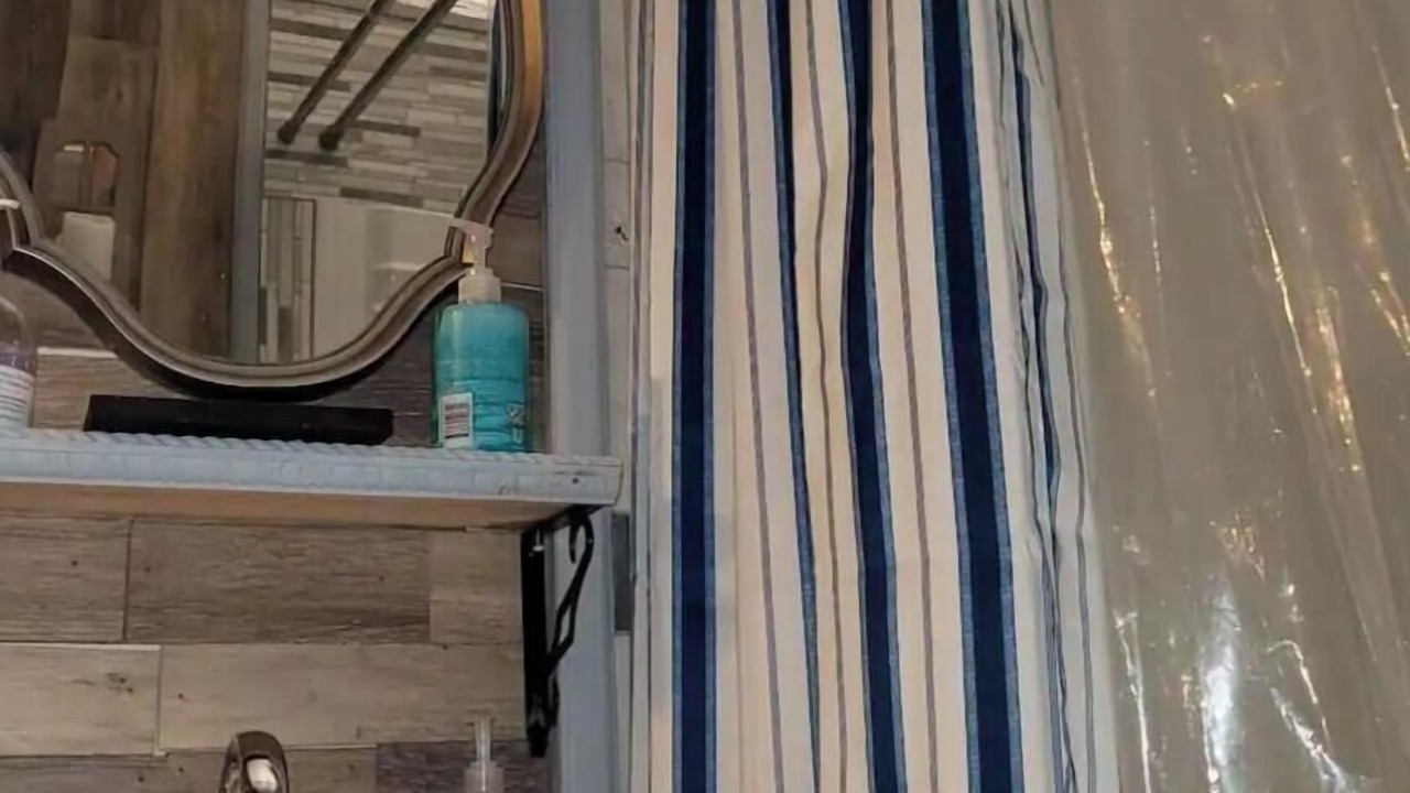 Photo of Bathroom in Gas City