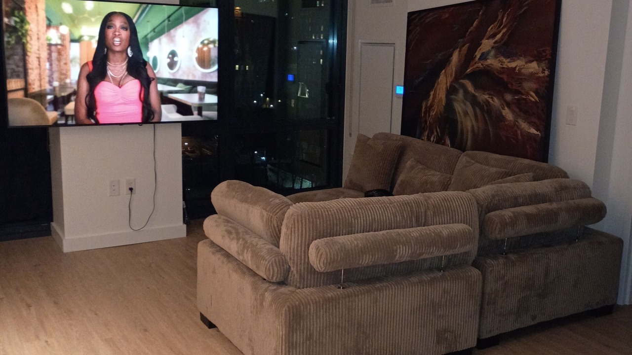 Photo of Livingroom in New Rochelle