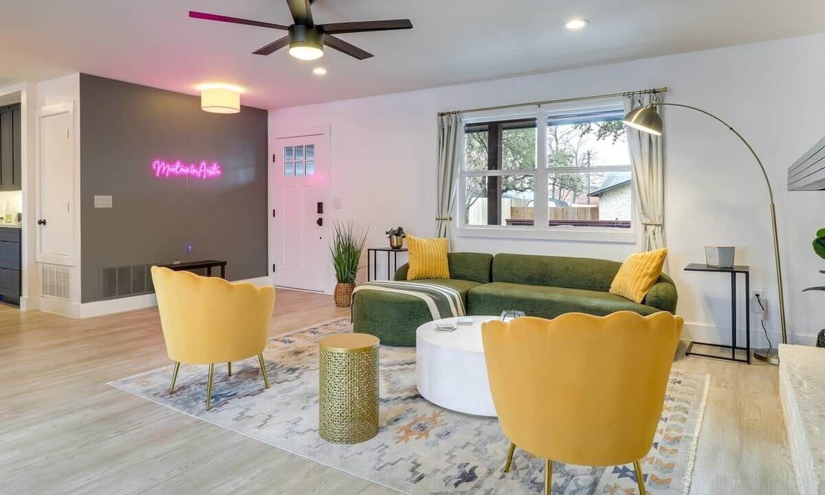 Photo of Livingroom in Austin