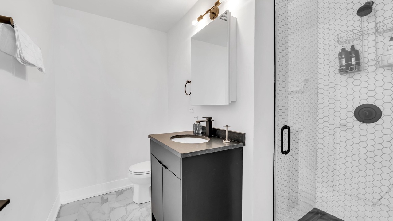 Photo of Bathroom in Oak Park