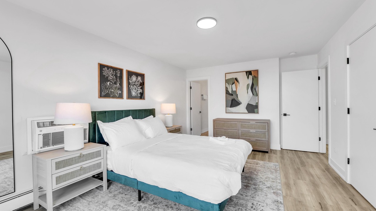 Photo of Bedroom in Oak Park