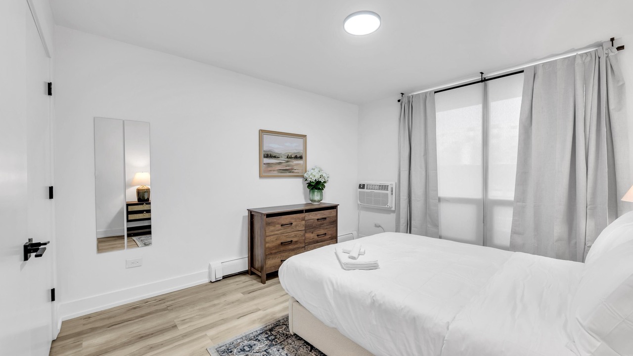 Photo of Bedroom in Oak Park