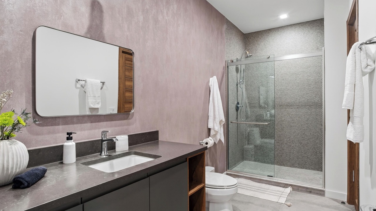 Photo of Bathroom in Apache Shores