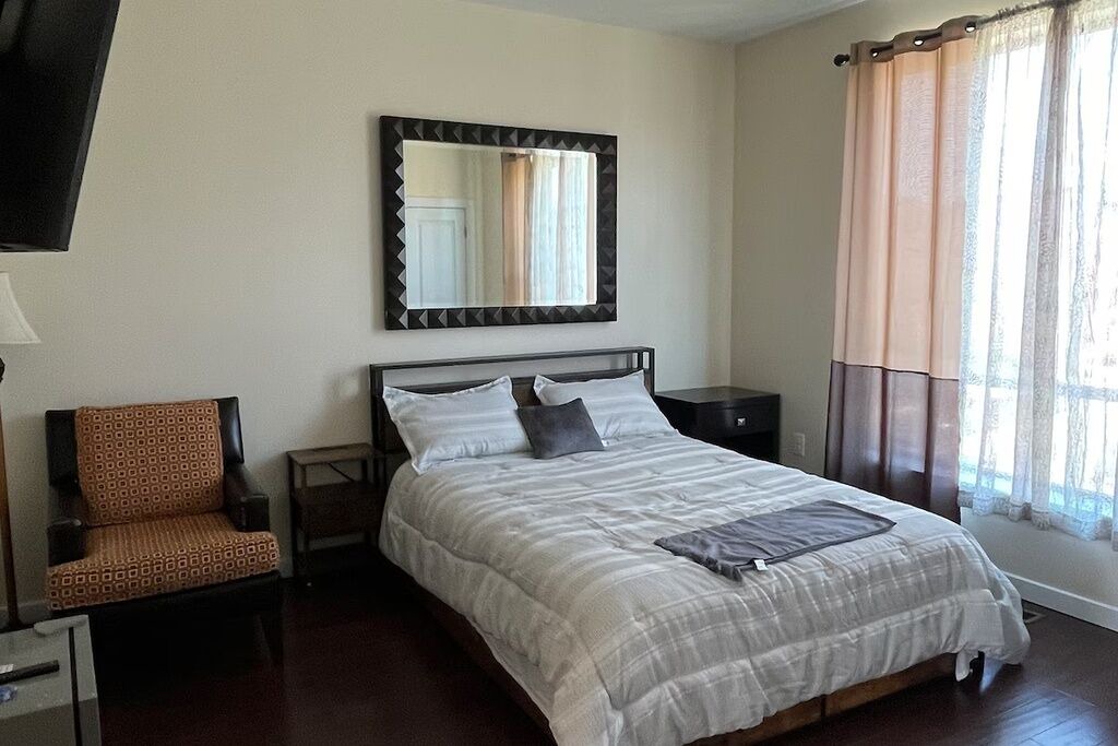 Photo of Bedroom in Downtown Baltimore