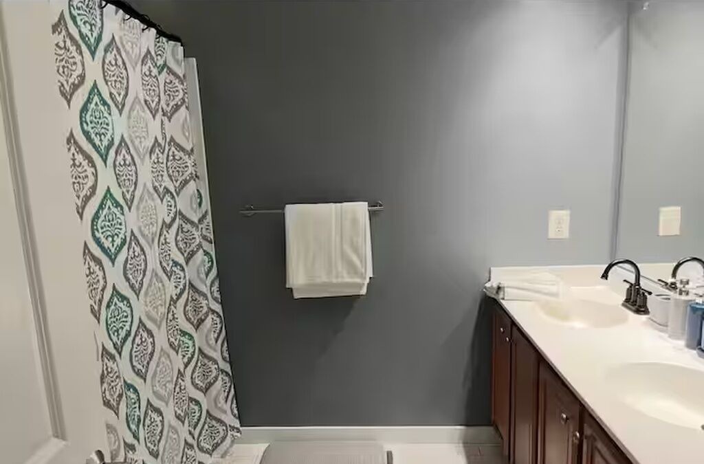 Photo of Bathroom in Downtown Baltimore