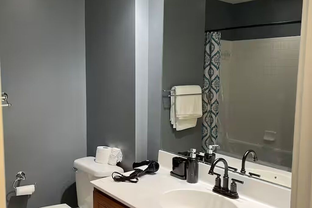 Photo of Bathroom in Downtown Baltimore