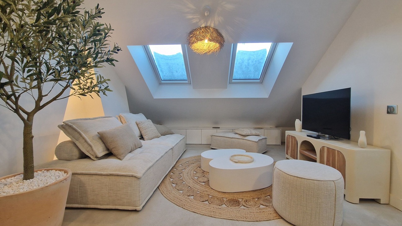 Photo of Livingroom in Vernon