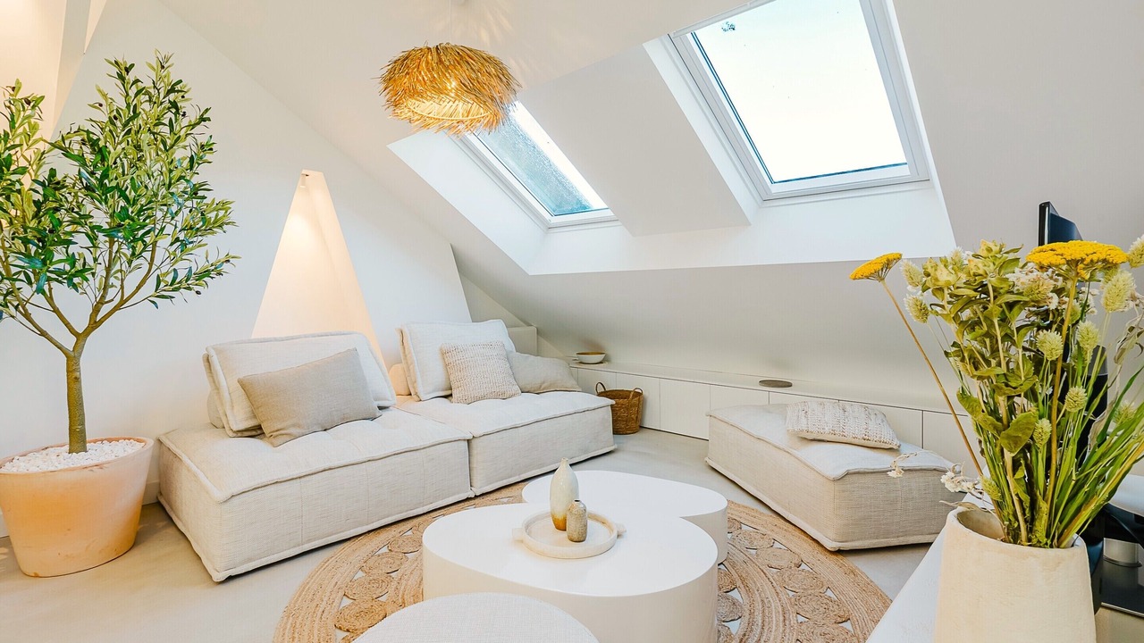 Photo of Livingroom in Vernon