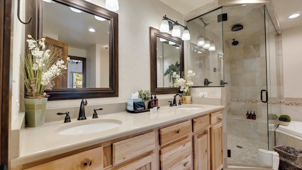 Photo of Bathroom in Dillon