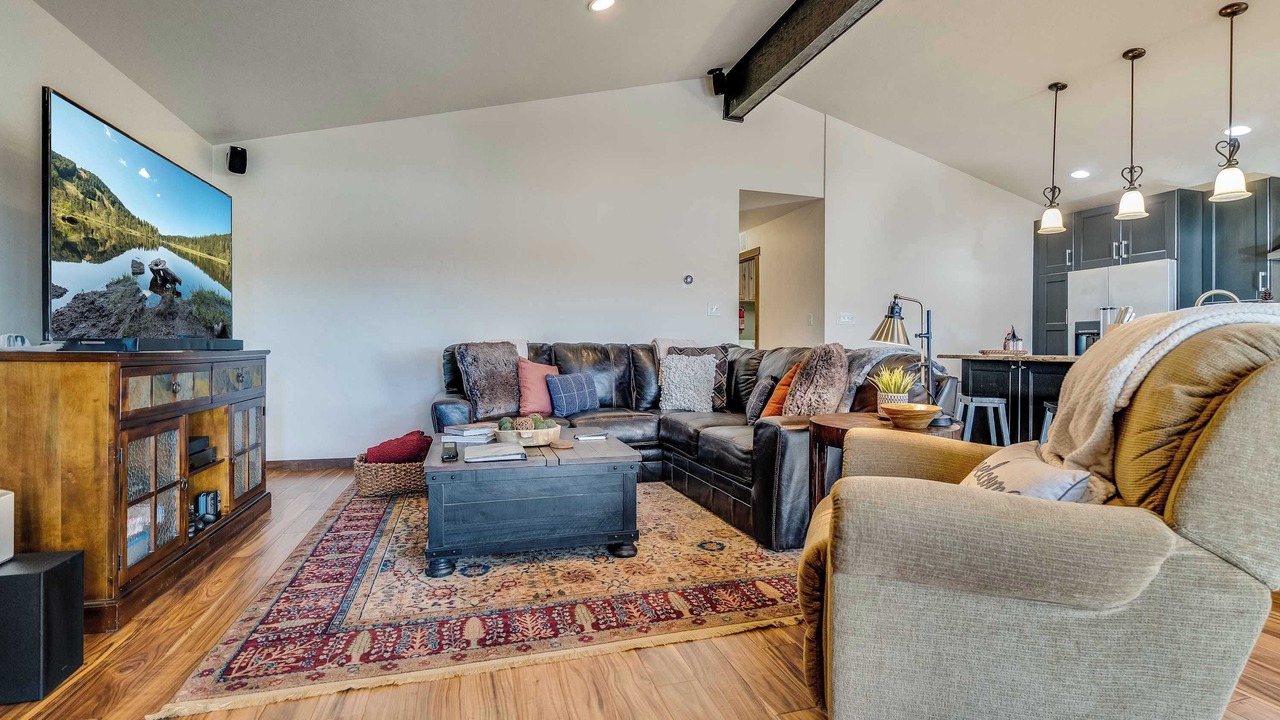 Photo of Livingroom in Dillon